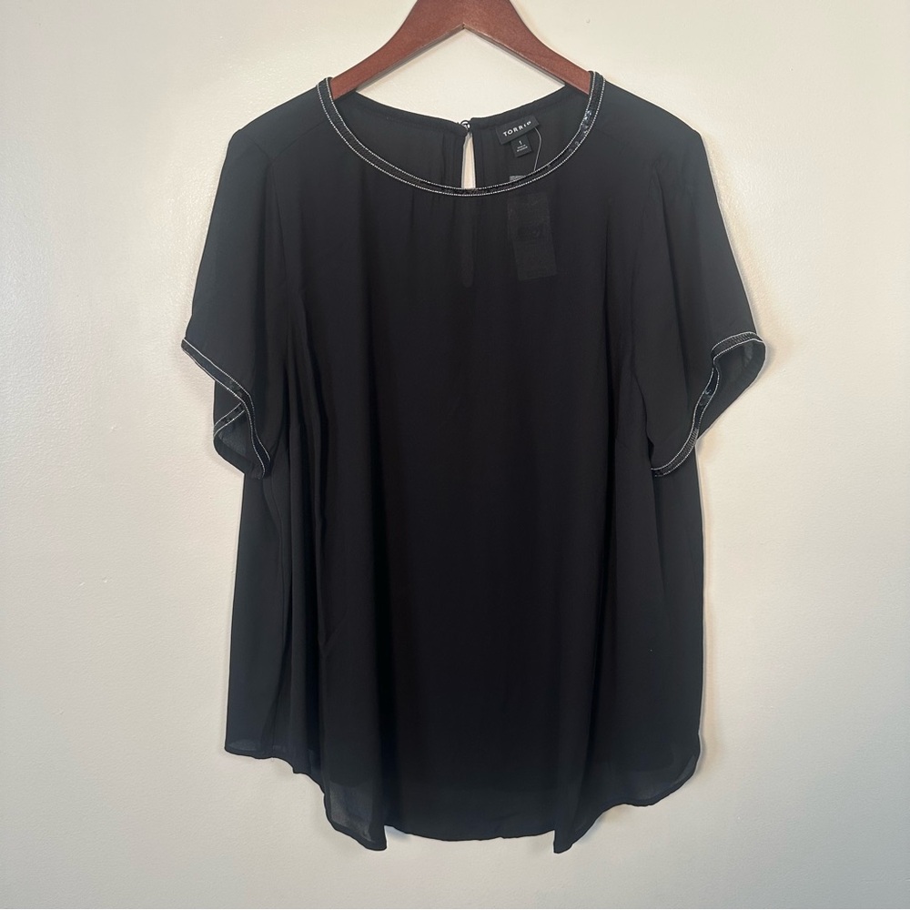 NWT TORRID Abbey - Black Georgette Embellished Trim Blouse 1X (14/16)